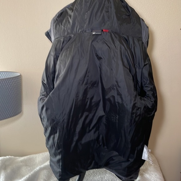 SPYDER PufferJacket Size XL - Picture 9 of 13